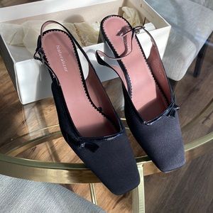 Black fabric & patent leather shoes size 10m